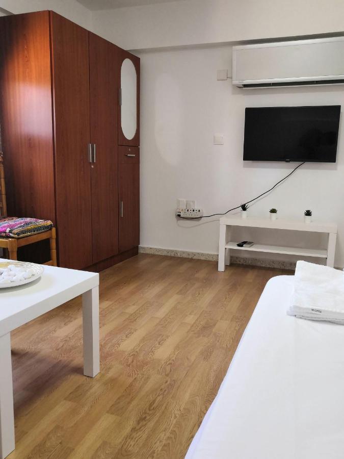 Guest Apartments Limassol Exteriör bild